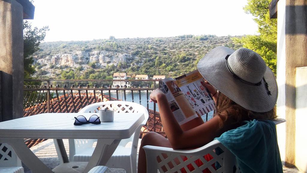 Apartmani Conar فيليكي درفينيك المظهر الخارجي الصورة