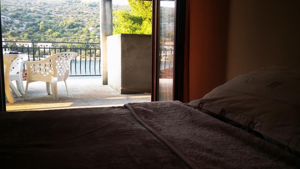 Apartmani Conar فيليكي درفينيك المظهر الخارجي الصورة