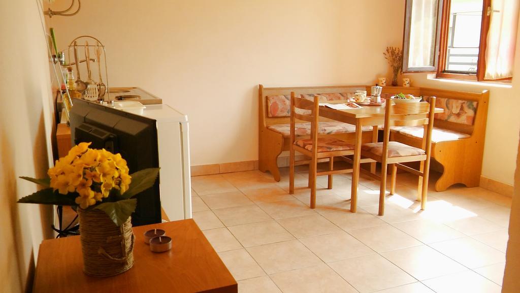 Apartmani Conar فيليكي درفينيك المظهر الخارجي الصورة